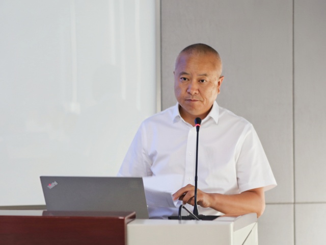 李鵬總_副本.jpg 李鵬總_副本.jpg